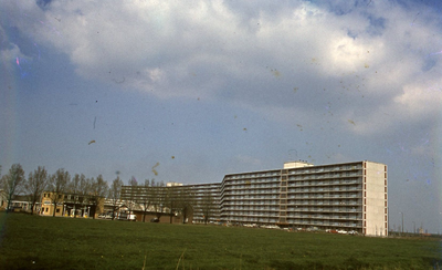 DIA43259 De Marrewijkflat met de Randweg; ca. 1972