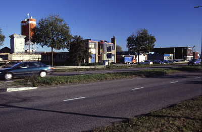 DIA43702 De Schenkelweg, met bedrijfsgebouwen en gemeentewerken; ca. 1999