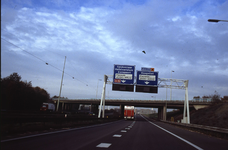 DIA43836 De snelweg A15 richting Hellevoetsluis en Spijkenisse; ca. 1999