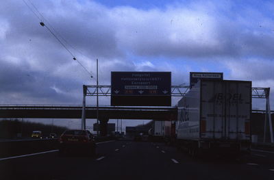 DIA43841 De snelweg A15 richting Hellevoetsluis en Spijkenisse; ca. 1999