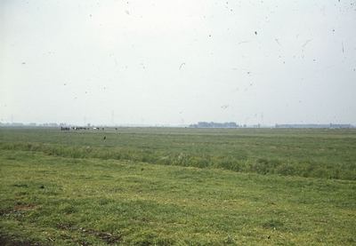 DIA43951 Polderlandschap gezien vanaf de Breekade; ca. 1978