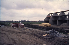 DIA43953 Woningbouw, op de achtergrond Hekelingen; ca. 1978