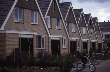 DIA43987 Woningen aan de Tigrisstraat; ca. 1999