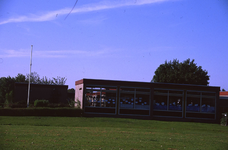 DIA44047 Basisschool in Spijkenisse; ca. 1999