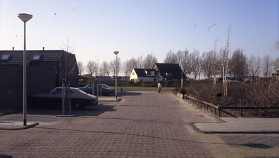 DIA44191 De Meeldijk, gezien vanaf de Krekelveen; Februari 1983