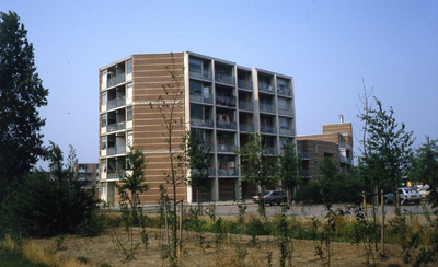 DIA44273 Appartementen aan de Hoepelmaker, fietspad de Fietsenmaker; Augustus 1983