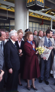 DIA44353 Opening van de nieuwe metrolijn: door de minister van Verkeer en Waterstaat Neelie Smit-Kroes; 25 april 1985
