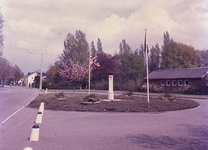 DIA44457 Het oorlogsmonument op de Vredehofstraat; ca. 1969