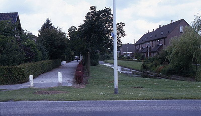 DIA69181 Het Westenrijk, gezien vanaf de Kerkweg; ca. 1993