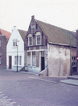 DIA69503 Het Schippershuis aan de Ring in Zuidland; ca. 1970