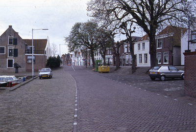 DIA70057 De Havenkade, met de zeilmakerij; ca. 1991