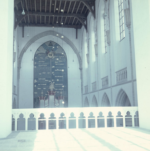 DIA_GF_1084 Interieur van de St. Catharijnekerk; ca. 1962