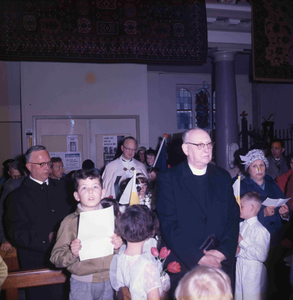 DIA_GF_1151 Een mis in de katholieke kerk; ca. 1967
