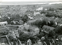 BR_ASYLPLEIN_075 Panorama over Brielle vanaf de toren van de St.Catharijnekerk, met een kijkje op het Catharina ...