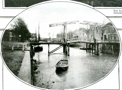 BR_BRUGGEN_JULIANABRUG_013 De Julianabrug, met links de wastrap en een roeiboot in de haven; ca. 1932