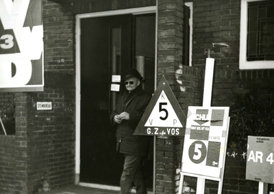 BR_COPPELSTOCKSTRAAT_040 Het verenigingsgebouw is ingericht als stembureau voor de verkiezingen voor de Provinciale ...