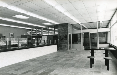 BR_DERIK_070 Interieur van het postkantoor langs de Rik; ca. 1974