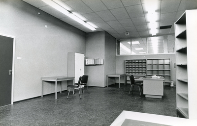 BR_DERIK_072 Interieur van het postkantoor langs de Rik; ca. 1974