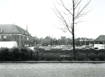 BR_FRANSCHESTRAAT_011 Terrein langs de Franschestraat waar nieuwbouw zal verrijzen: de Arsenaalstraat. Links het ...