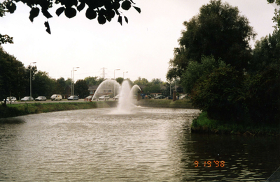 BR_GROENEKRUISWEG_013 Het waterschap pompt met noodgemalen water weg tijdens de watersnood van september 1998 ter ...
