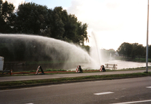 BR_GROENEKRUISWEG_022 Het waterschap pompt met noodgemalen water weg tijdens de watersnood van september 1998 ter ...