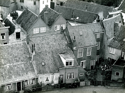 BR_LANGESTRAAT_062 Achterzijde van de panden Langestraat 1 t/m 13, aan de zijde van het St. Catharijnehof; 1961