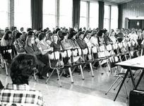 BR_SCHOLEN_HBS_057 Diploma uitreiking van de HAVO aan de HBS; 1976