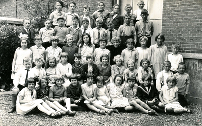 BR_SCHOLEN_OLS_056 Klassenfoto van de Openbare Lagere School, klas 4; 1931