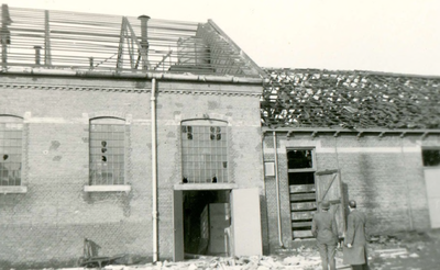 BR_SLAGVELD_086 Op 19 februari 1957 vond om half tien 's ochtends een grote explosie plaats in de gasfabriek, waarna ...