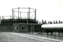BR_SLAGVELD_091 Het terrein van de gasfabriek, met de gashouders en propaan-luchtgas installatie; ca. 1970