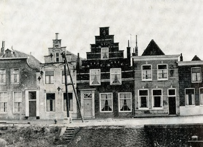 BR_SLAGVELD_174 Kijkje op woningen langs het Slagveld, bijgenaamd de Zevenhuizen; ca. 1950