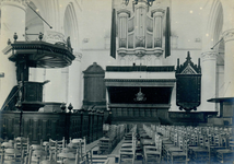 BR_STCATHARIJNE_INTERIEUR_002 Het interieur van de St. Catharijnekerk, met de preekstoel en het orgel; ca. 1905