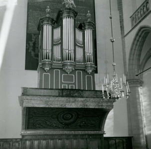 BR_STCATHARIJNE_INTERIEUR_028 Het interieur van de St. Catharijnekerk, het orgel; 22 december 1961