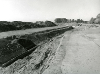 BR_ZUURLANDSEWEG_020 Het leggen van een noodleiding vanwege de reconstructie van de gasleiding. Op een diepte van 8 ...