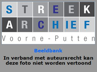 BR_RECHTEN_450 De brandweerploeg van Heenvliet tijdens de brandweerwedstrijden in Brielle; 7 oktober 1995