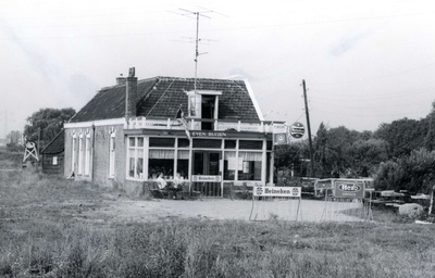 GV_GROENEKRUISWEG_03 Het Tramstation Even Buiten langs de Groene Kruisweg bij Geervliet; ca. 1960