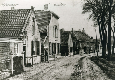 HK_PRENTBRIEFKAART_002 Het postkantoor van Hekelingen; ca. 1910