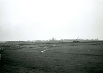 HE_DELTAWERKEN_035 Voorbereidingen voor de aanleg van een werkhaven voor de aanleg van de Haringvlietdam; 1957