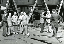 HE_RTM_013 De verbouw van een veerboot tot zijladingsveerboot Haringvliet voor de RTM bij de Amsterdamse Werf Verschure; 1956