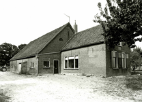 OV_AELBRECHTSWEG_04 Boerderij aan de Aelbrechtsweg 10; September 1999