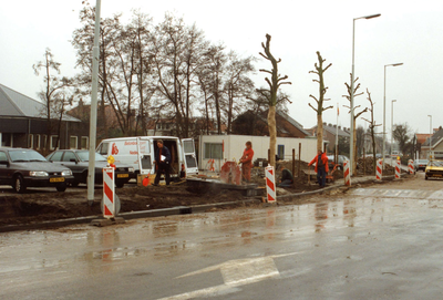 OV_DERUY_11 Het verplaatsen van bomen op De Ruy; 2000