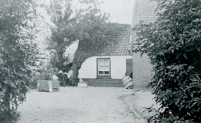 OV_DUINOORDSEWEG_01 Boerderij van Kees Gelderland op de hoek van de Duinlaan en de Duinoordseweg; ca. 1920