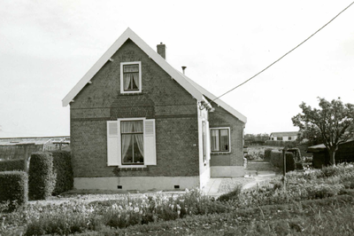 OV_KLEIDIJK_08 Kleidijk nr. 5; woonhuis van familie De Groot; ca. 1966