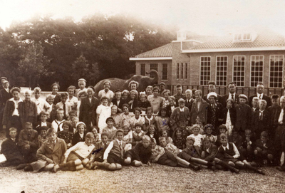 OV_PERS_080 Schoolreisje van de openbare lagere school nar Rhenen; 10 juli 1936
