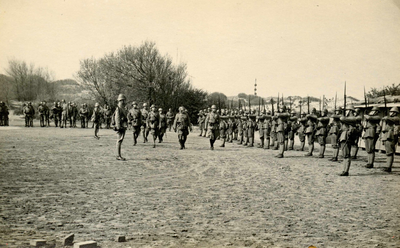 OV_TWEEDEWERELDOORLOG_34 Prins Bernhard inspecteert de mobilisatietroepen; 11 maart 1940
