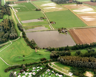 OV_WATEROVERLAST_002 Ondergelopen weilanden als gevolg van de zware regenval in september 1998. Op de voorgrond ...