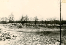 OV_WATERSNOODRAMP_011 Zandzakken vullen op de zanderij aan de Berkenrijsweg; 2 februari 1953