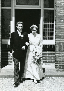 OH_MOLENWEG_02 Huwelijk van S.A. Mol en K.G. Rietdijk; 15 juni 1957