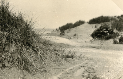RO_DUINEN_49 Duinen, strand en zee; 1952