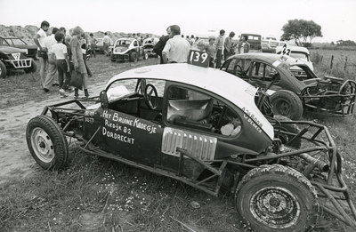 RO_VOETOFKRAAGWEG_10 Autocross in Rockanje; 5 augustus 1982